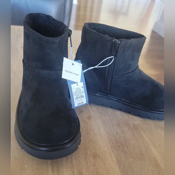 Universal Thread Women's Size 6 May Suede Booties Memory Foam Insole New - Picture 9 of 11